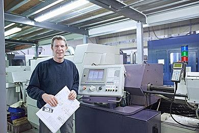 《瘟疫传说：安魂曲》小男孩“雨果”配音演员采访视频